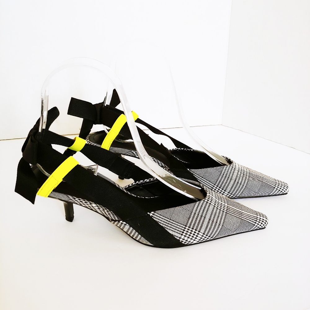 Zara Trafaulic Kitten Heels